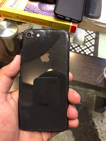 iPhone 8 64gb Non-PTA water resistant