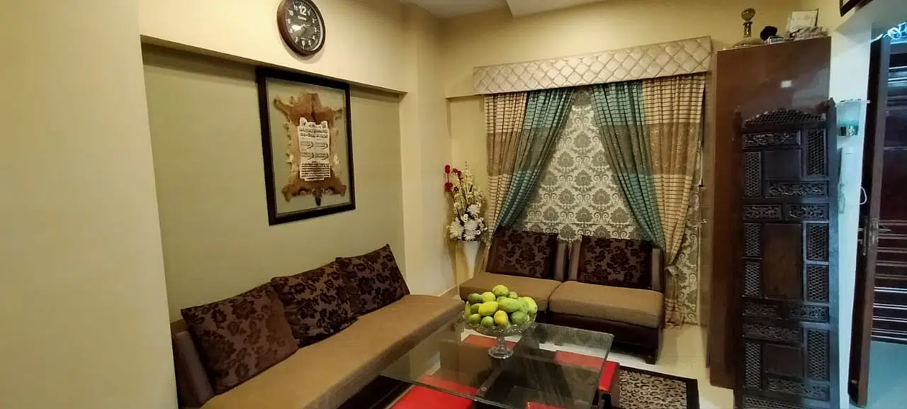 Spacious furnished flat for sale Rs 12,000,000