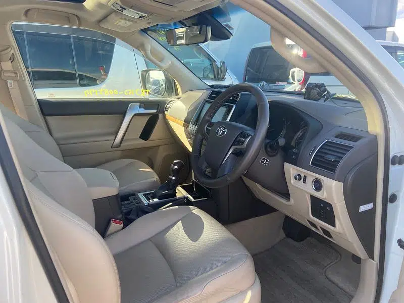 Toyota land cruiser prado TX L 2018 Rs 27,500,000