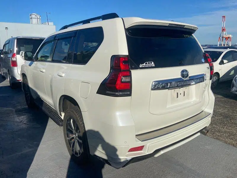 Toyota land cruiser prado TX L 2018 Rs 27,500,000