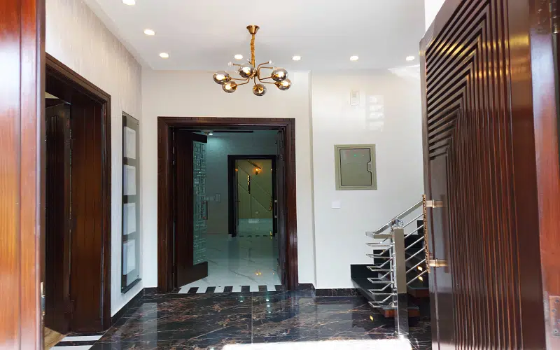 13 Marla Corner Brand New Luxurious House Shaheen Block Bahria Town