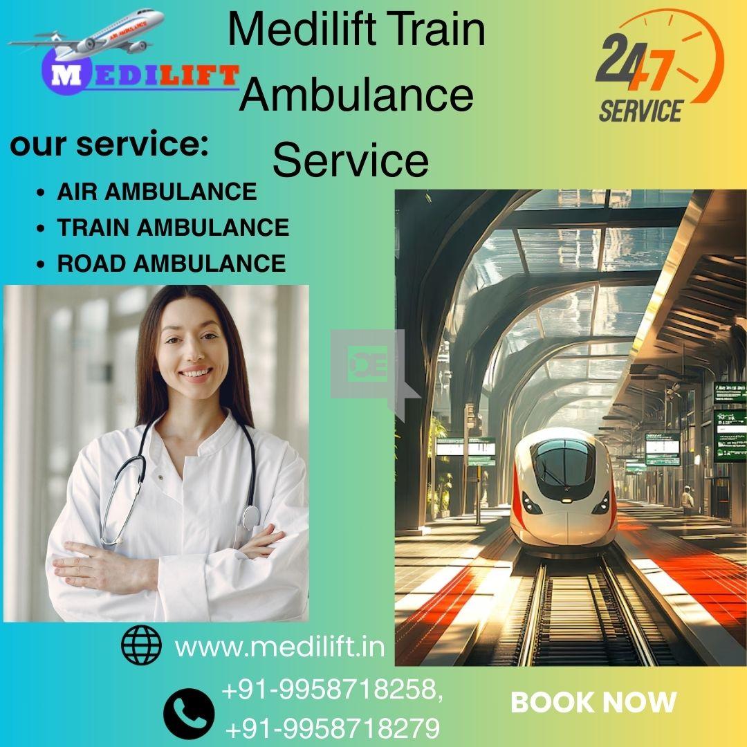 Use Medilift Train Ambulance for Care during Transfer in Mumbai