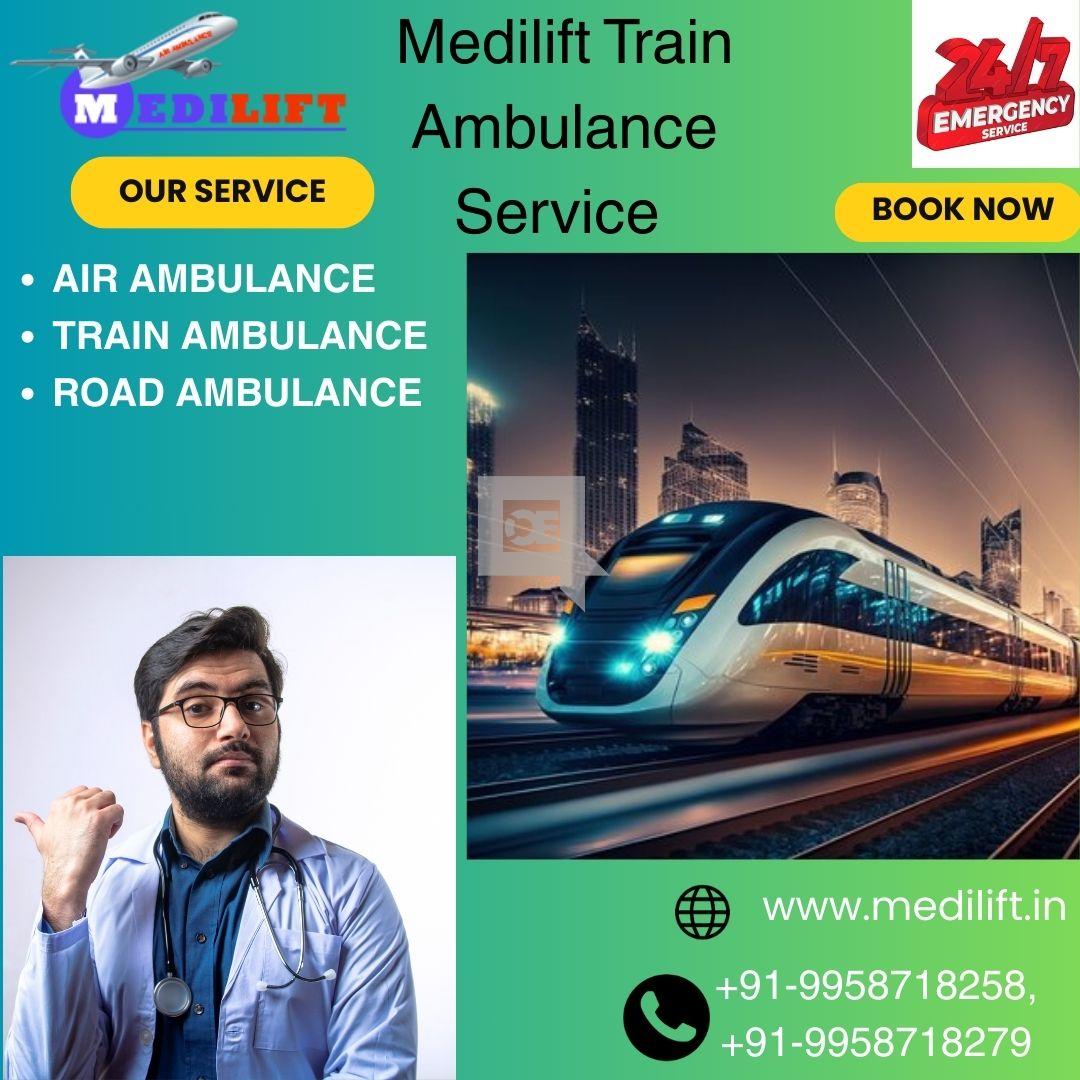 Hire Medilift Train Ambulance in Bangalore with modern medical tools