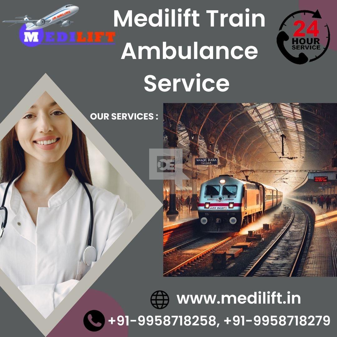 Contact Medilift Train Ambulance in Guwahati at Any time for Medical