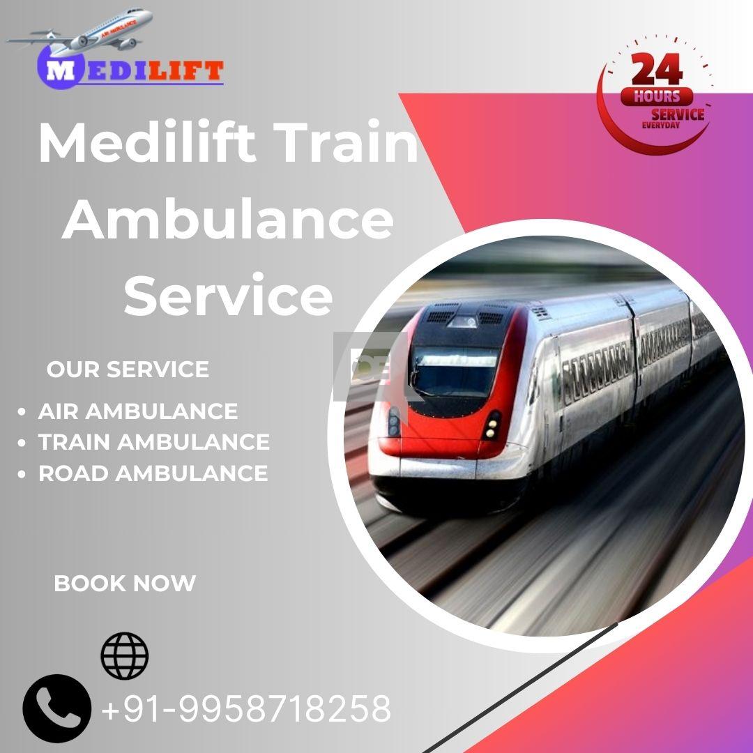 Choose Medilift Train Ambulance Services in Delhi for a Quick Medical